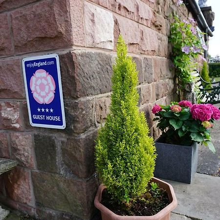 Chapel Croft Guest House Biddulph  Екстер'єр фото