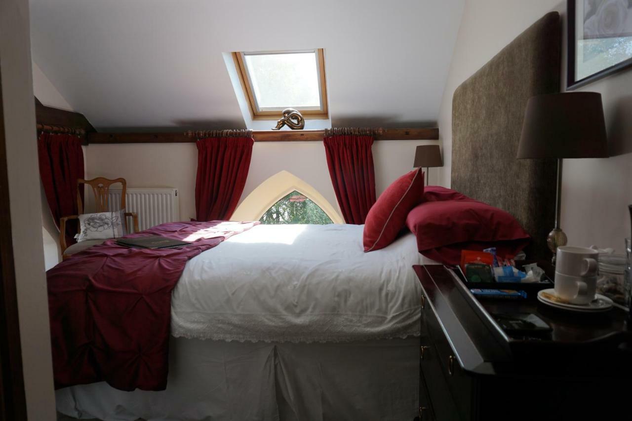 Chapel Croft Guest House Biddulph  Екстер'єр фото
